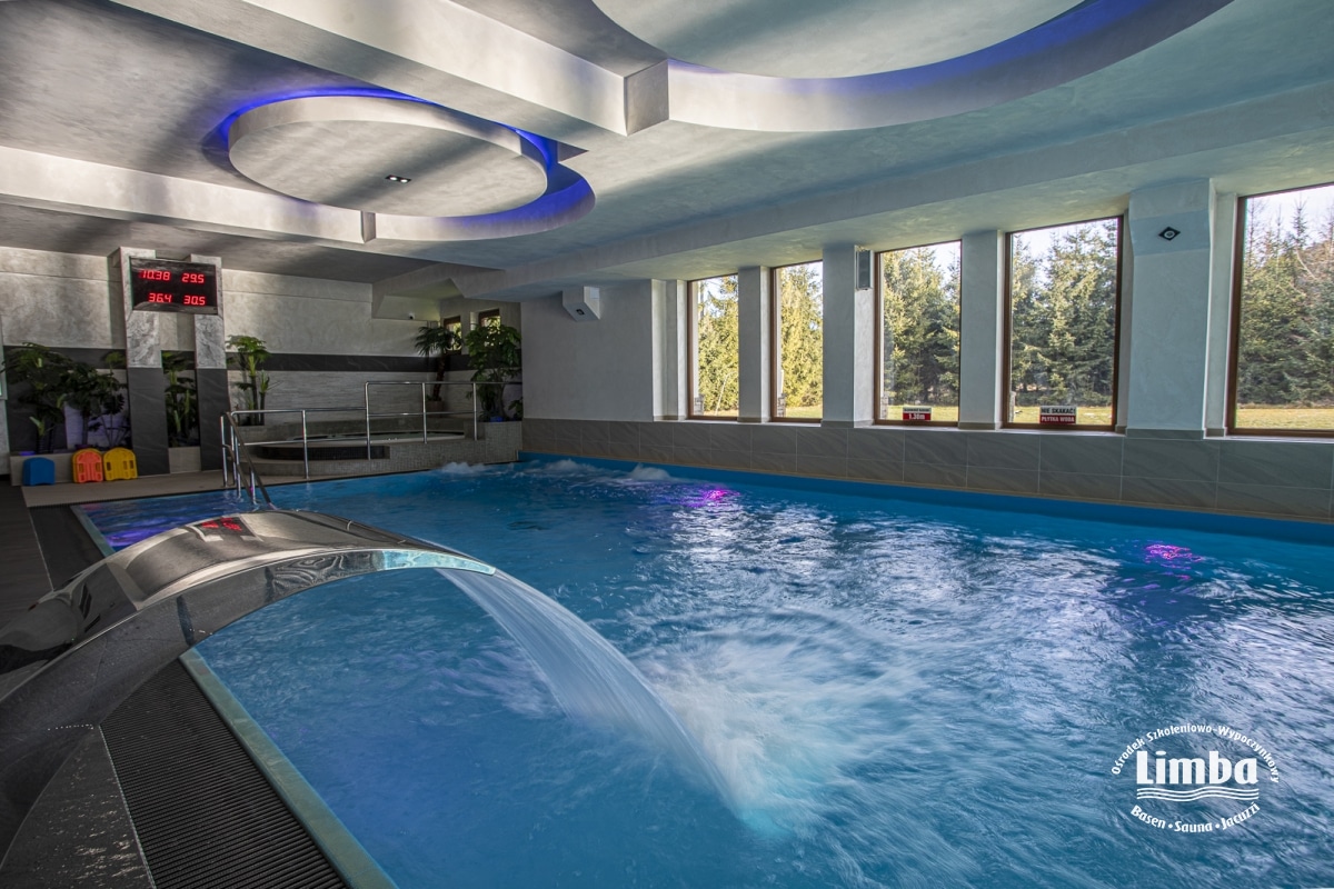51e78438cbc9747c6d3cf84cd79d1e18