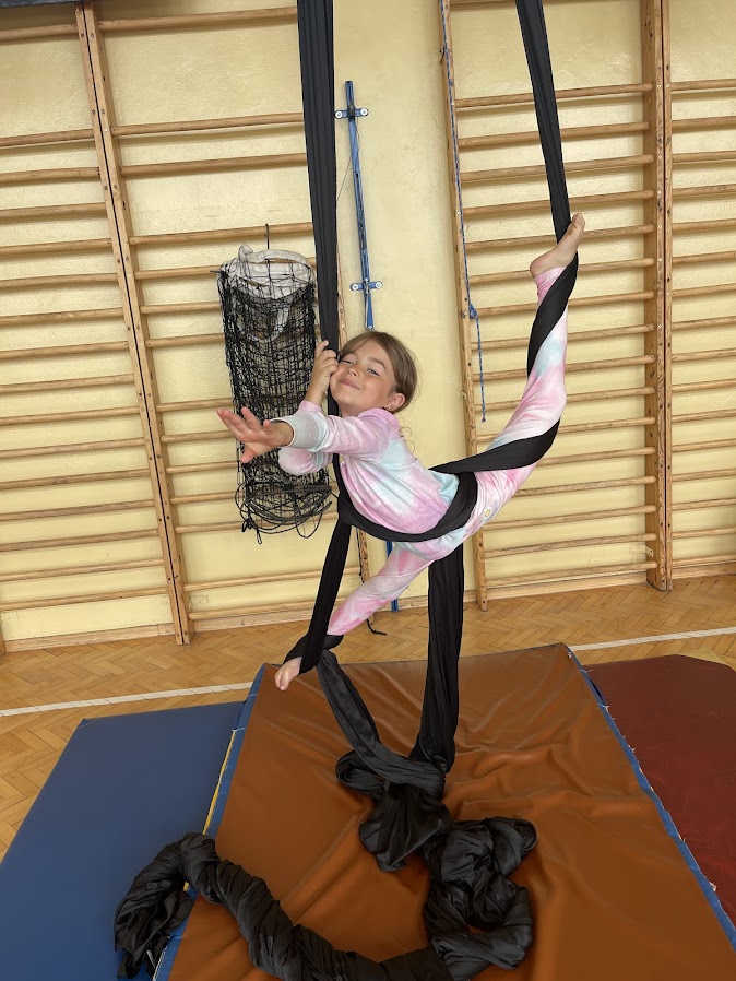 Acro Camp - wakacyjny obóz akrobatyki naziemnej w Łebie 8