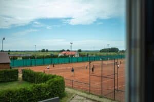 Obóz rekreacyjno-sportowy w Łebie boiska