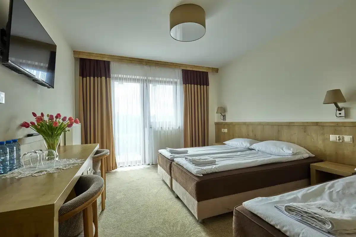pokoj-galeria-grand limba