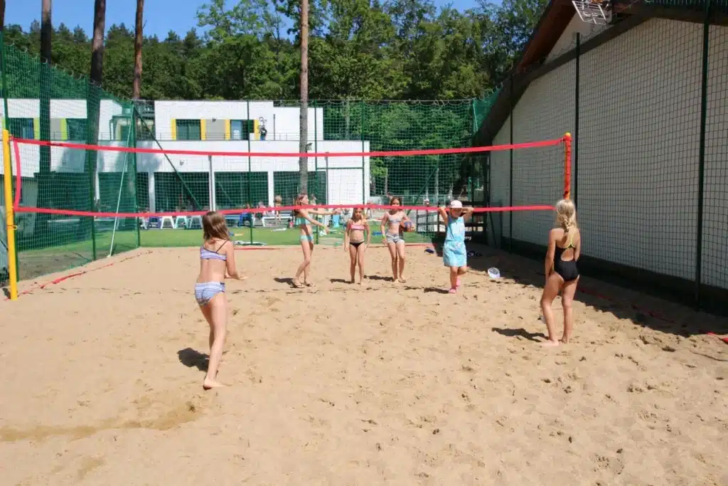 Mikoszewo - Grześ - boiska 8